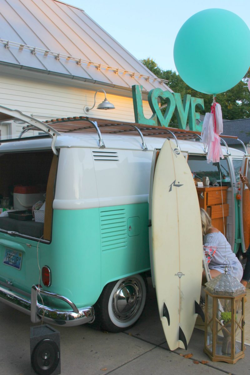 Vintage-beachy-VW-bus-with-surfboard-by-Hello-Lovely-Studio