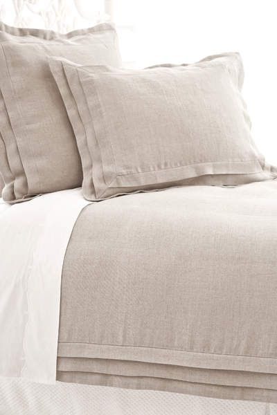 Belgian Linen Bedding #belgianlinen #bedding #bedroomdecor