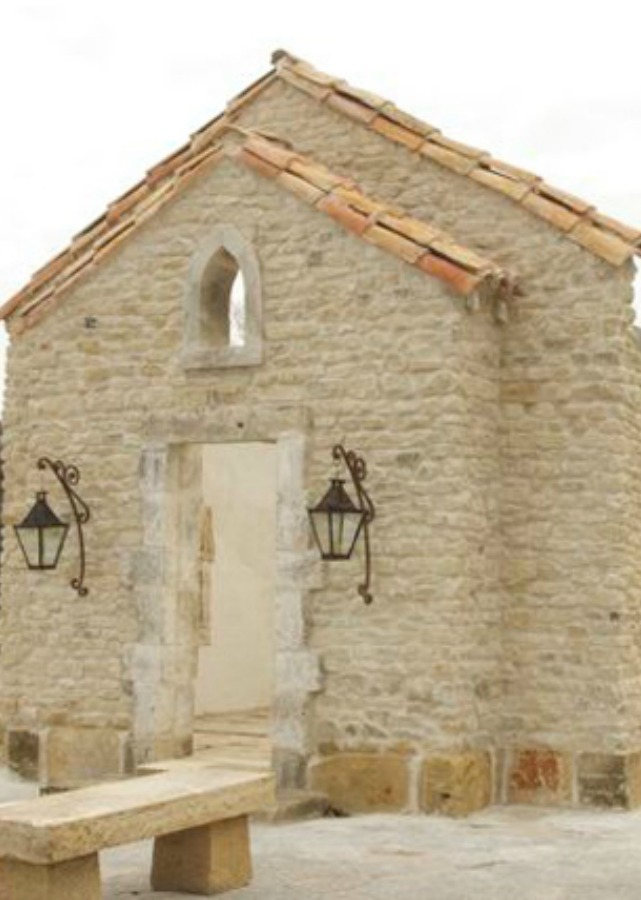 Chateau Domingue salvaged this French stone petite chapel. Provençal reclaimed elements include: rubble stone, seven original 15th century surrounds, terracotta roof tiles and Dalles Drome limestone flooring.