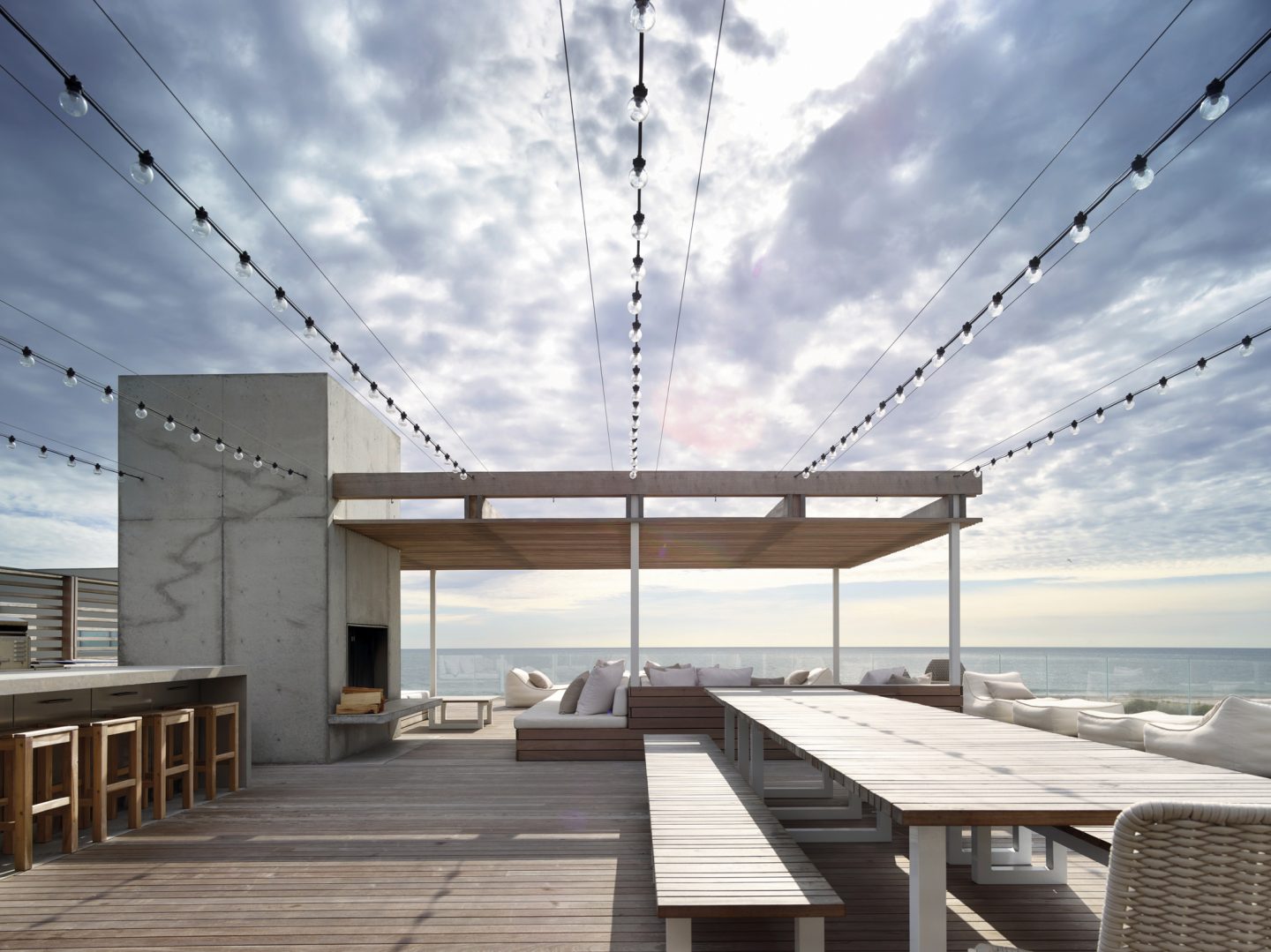 Modern architecture -lounge deck overlooking ocean. #modern #architecture #waterfront #oceanfront