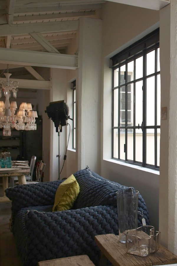 25 Modern Rustic Living Room Design Ideas! - Hello Lovely