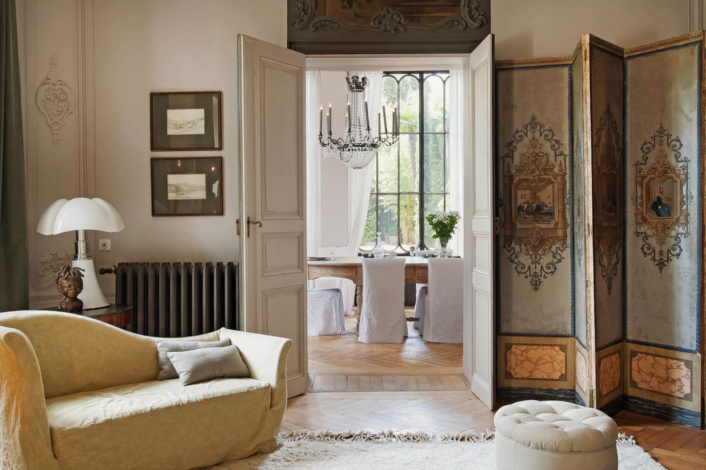 Inspiring interiors, gardens, and art within this restored French chateau Avignon Hotel Particulier. The Serenity Suite is available to book through Haven In...come take a peek! #frenchchateau #avignon #provence #provencal #housetour #french #home #mansion #luxuryhotel #luxuryhome