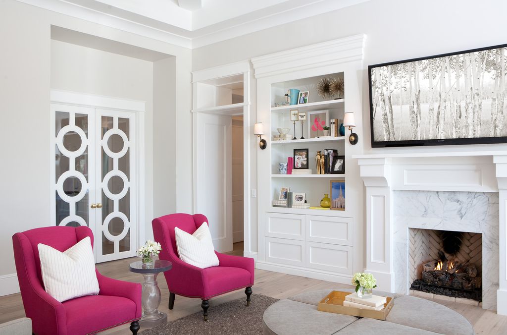 Chic family room with marble fireplace. Modern Chic Home in the Southwest. E&A Builders. Pinnacle Conceptions. Jaimee Rose Interiors. #modern #French #housedesign #luxuryhome