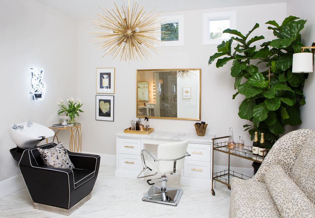 Home beauty parlor with Sputnik chandelier. Modern Chic Home in the Southwest. E&A Builders. Pinnacle Conceptions. Jaimee Rose Interiors. #modern #French #housedesign #luxuryhome