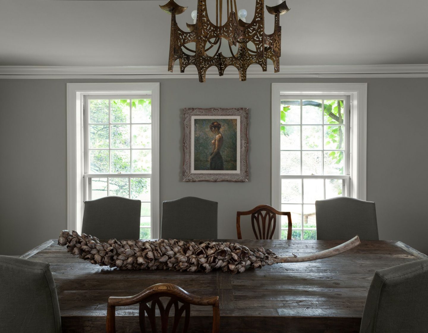 Refined, rustic, sophisticated, and serene - the unique interior design in this Chicago home by Michael Del Piero resonates with sophistication and calm. #interiordesign #michaeldelpiero #rusticluxe #roughluxe #modernrustic #luxurydecor #chicagohome