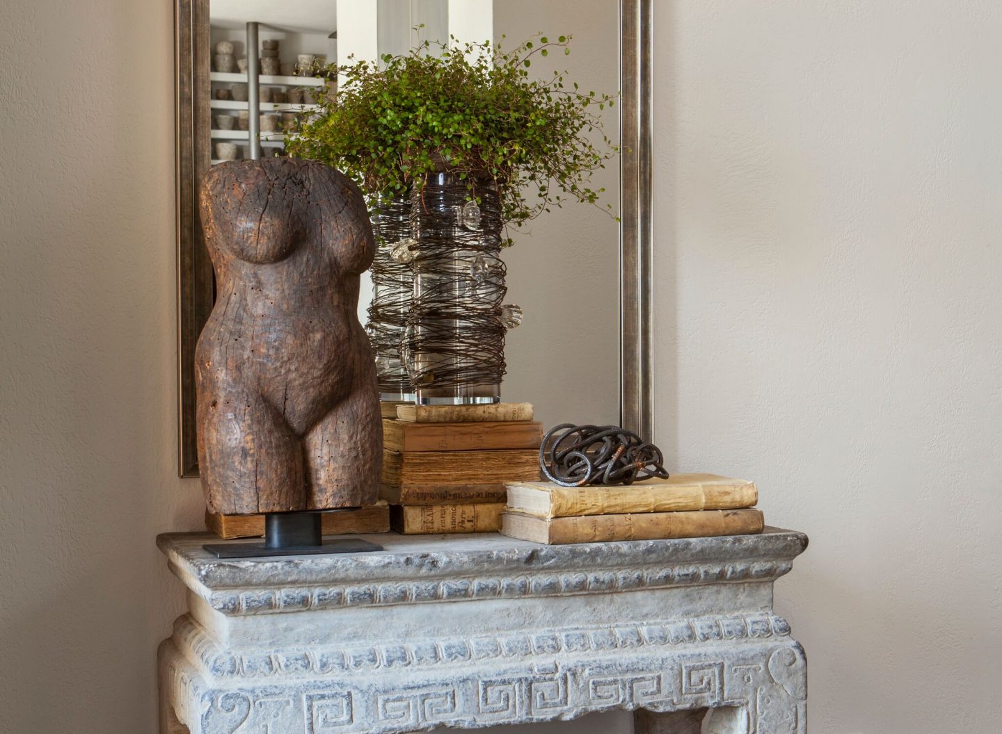 Refined, rustic, sophisticated, and serene - the unique interior design in this Chicago home by Michael Del Piero resonates with sophistication and calm. #interiordesign #michaeldelpiero #rusticluxe #roughluxe #modernrustic #luxurydecor #chicagohome