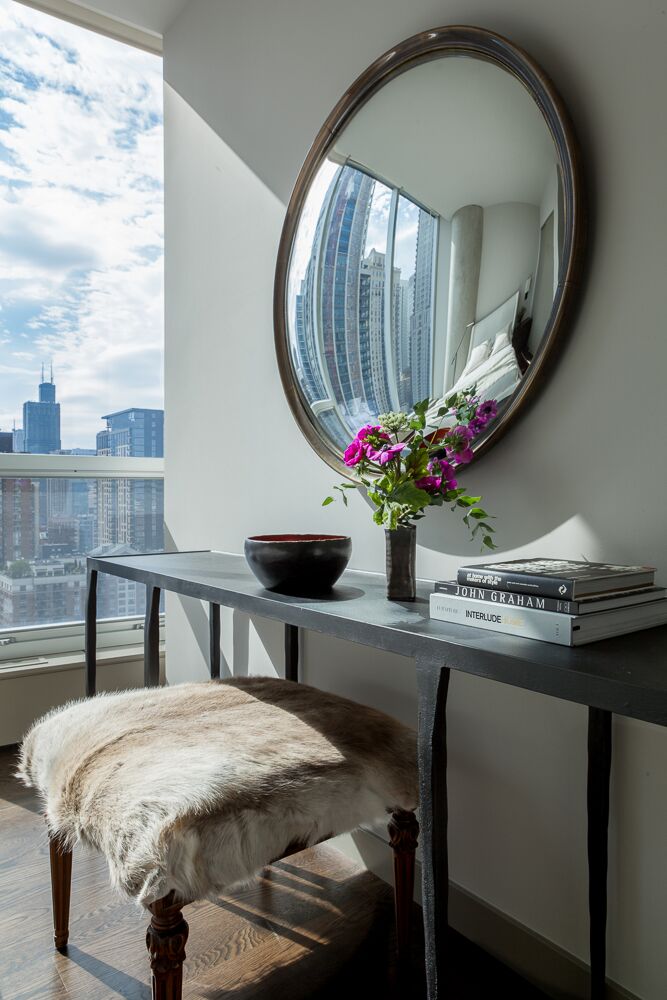 Refined, rustic, sophisticated, and serene - the unique interior design in this Chicago home by Michael Del Piero resonates with sophistication and calm. #interiordesign #michaeldelpiero #rusticluxe #roughluxe #modernrustic #luxurydecor #chicagohome