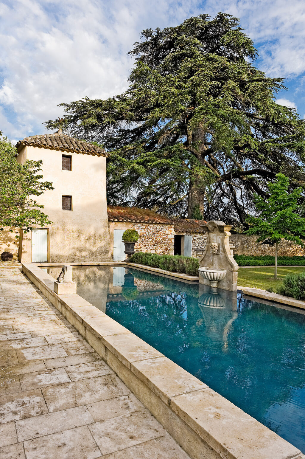 Beautiful French country house in Provence. Come tour Provence Villa St-Saturnin: Timeless & Tranquil Design...the interiors have authentic and classic French style and this luxury vacation rental can be booked through Haven In. #frenchcountry #houseinfrance #bastide #frenchfarmhouse #housetour #provence #provencal #havenin #europeancountry