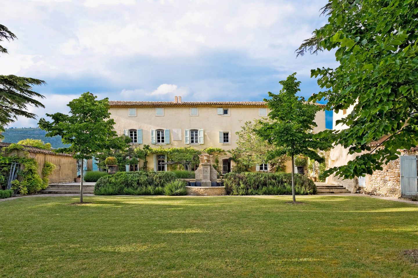 Provence retreat! Inspiring French country interiors, enchanting gardens, and rich architectural details in a historical and luxurious vacation rental from HAVEN IN. #provence #frenchchateau #frenchcountry #frenchfarmhouse #interiordesign #architecture #european #counrtryhouse #havenin #rusticelegance