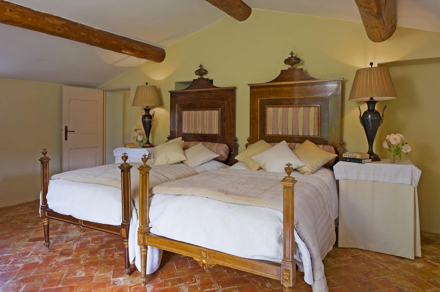 Beautiful French country house in Provence. Come tour Provence Villa St-Saturnin: Timeless & Tranquil Design...the interiors have authentic and classic French style and this luxury vacation rental can be booked through Haven In. #frenchcountry #houseinfrance #bastide #frenchfarmhouse #housetour #provence #provencal #havenin #europeancountry