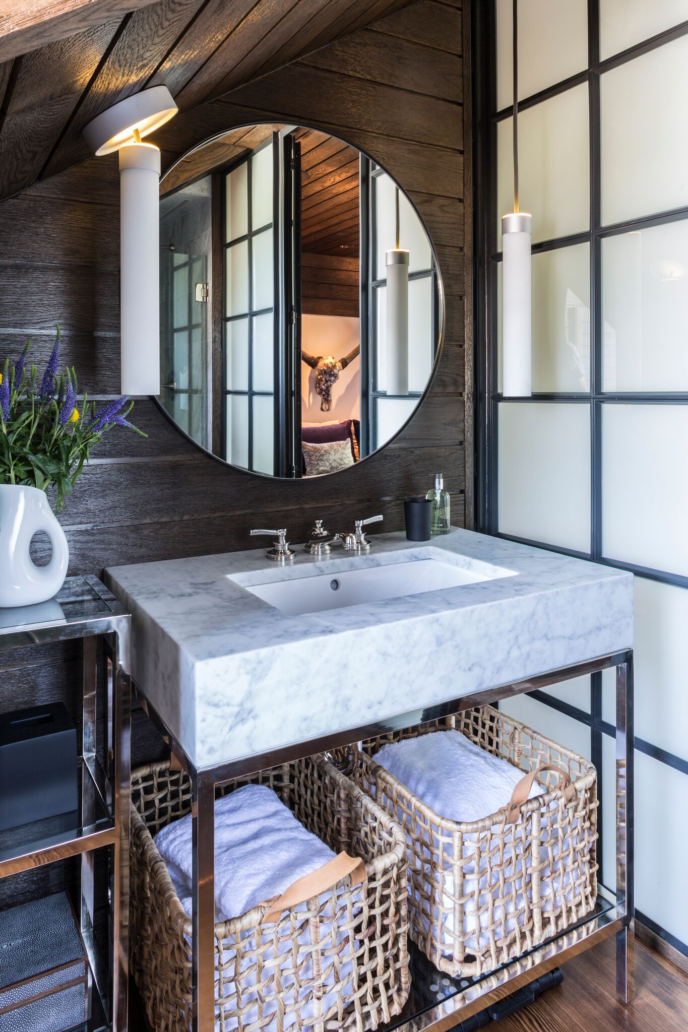 Luxurious bathroom with console sink. Classic and timeless interior design by Patrick Sutton. #patricksutton #interiordesign #luxury #timelessdesign