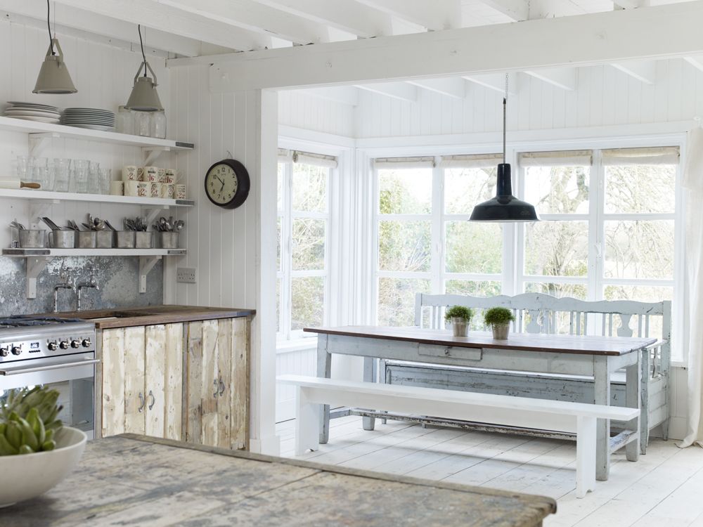 White Rustic Coastal Cottage Decorating Charm in a beautiful home in East Sussex by The Beach Studios (Atlanta Bartlett & Dave Coote). #shabbychic #whitedecor #housetour #cottagestyle #interiordesign #rusticdecor