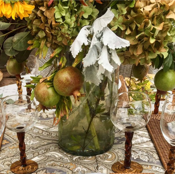 Rustic, simple, and elegant Fall and Thanksgiving table decor and inspiring tablescape ideas from Cindy Hattersley...come tour the lovely autumn wonder! #tablescape #tabledecor #falldecor #Thanksgivingtable #placesetting #decoratingforThanksgiving