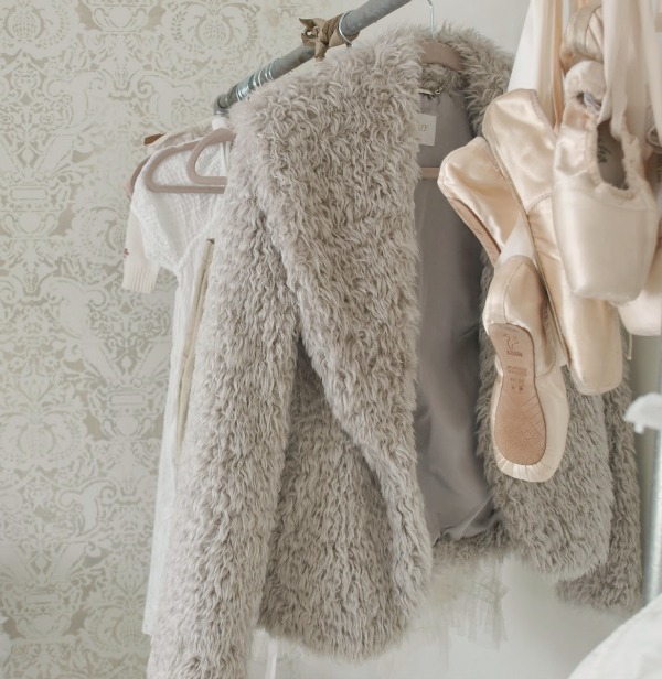 Pastels in my dressing room. Hello Lovely Studio. #hellolovelystudio #grey #ballet #pink #pointeshoes