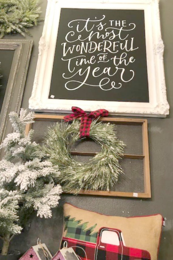 Rustic farmhouse Christmas decorating ideas and vintage style holiday inspiration from Urban Farmgirl in Rockford, Illinois. #farmhousechristmas #countrychristmas #christmasdecor #urbanfarmgirl #rustic #vintage #holidayinspiration