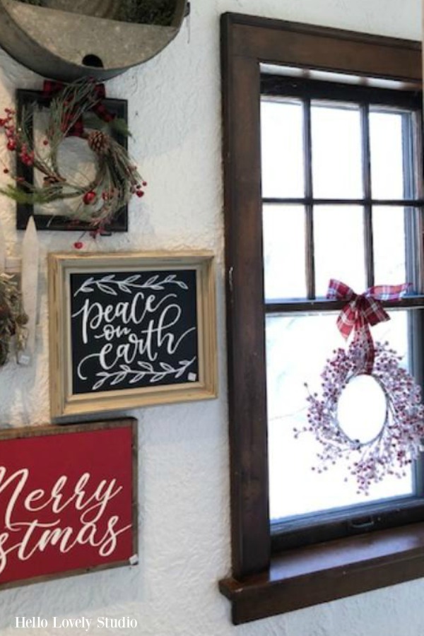 Farmhouse Christmas decor inspiration, vintage style, and rustic country decorating ideas for a whimsical holiday interior. #hellolovelystudio #christmasdecor #farmhousestyle