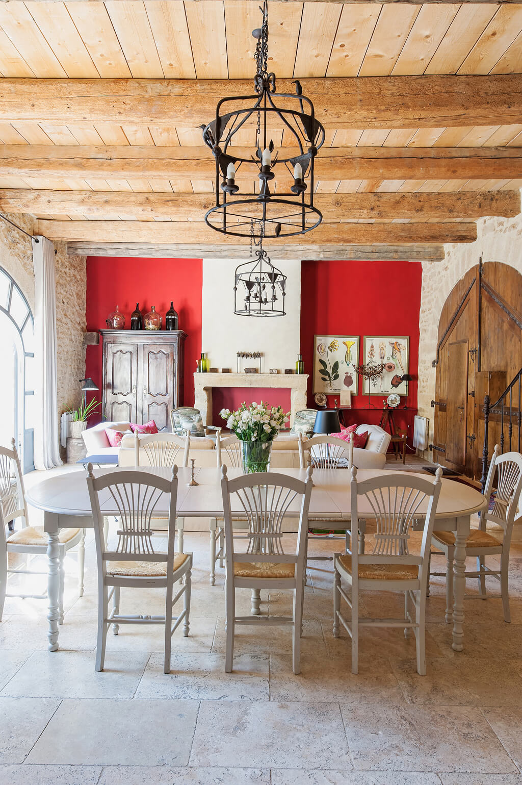 A beautiful French fantasy awaits with rustic elegance in the South of France! House Tour: Inspiring Provence French Farmhouse will delight with images of French country Old World inspiration. #frenchcountry #provence #frenchfarmhouse #housetour #interiordesign #rusticdecor