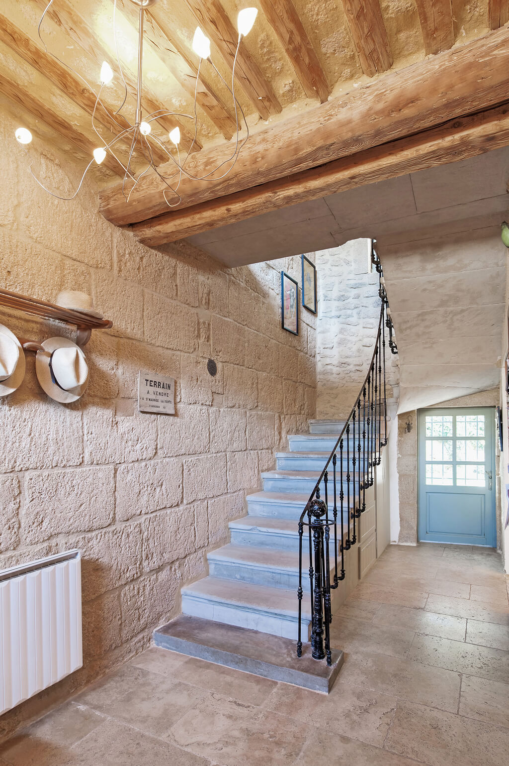 A beautiful French fantasy awaits with rustic elegance in the South of France! House Tour: Inspiring Provence French Farmhouse will delight with images of French country Old World inspiration. #frenchcountry #provence #frenchfarmhouse #housetour #interiordesign #rusticdecor