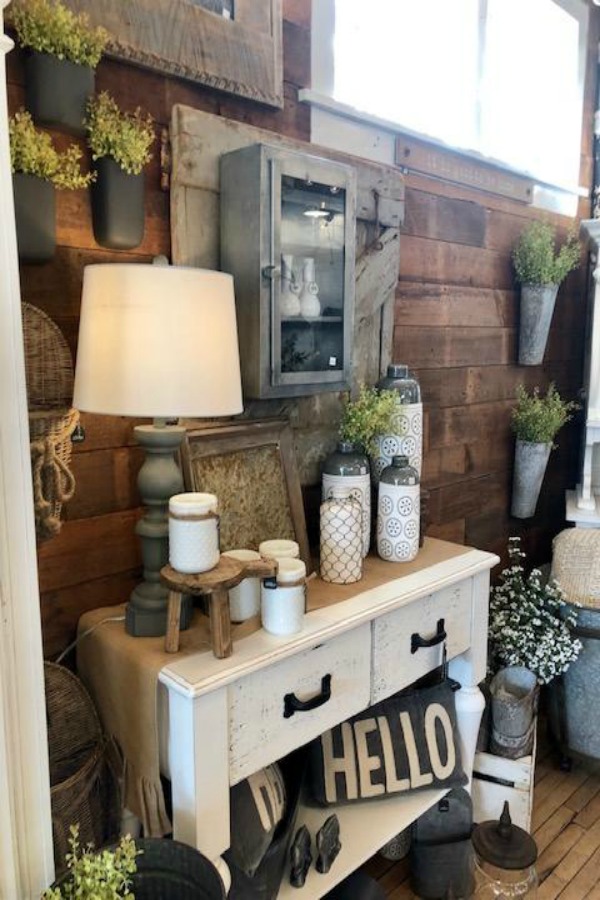 American farmhouse decorating ideas, rustic country decor, and inspiration from Urban Farmgirl. #farmhousestyle #americanfarmhouse