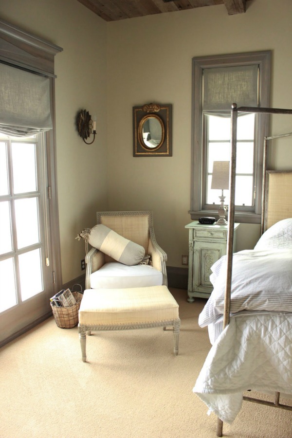 French Gustavian style home of Desiree of Decor de Provence. #frenchcountry #eleganthome