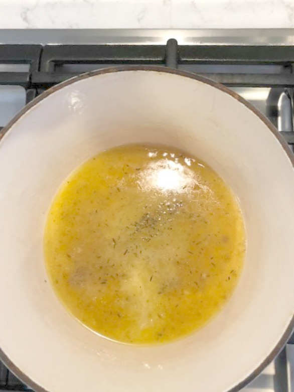 Easy Roast Chicken in a Bundt Pan With Lime & Thyme