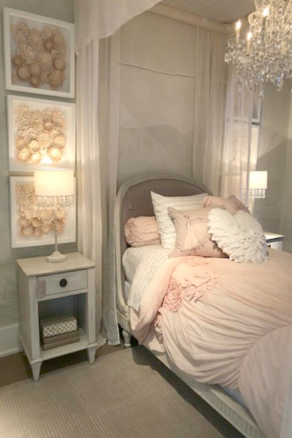 Romantic canopy bed and pink bedding by RH at the gallery in Chicago. Photo: Hello Lovely Studio.