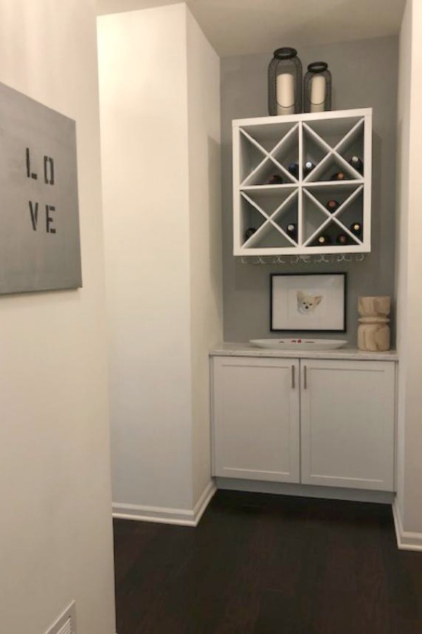 Benjamin Moore San Antonio Gray used as a paint color accent. Come visit: How to Accent Walls 3 Ways With One Paint Color on Hello Lovely Studio.