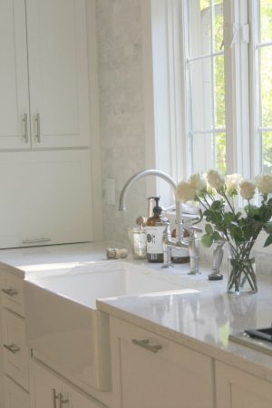 15 Smart Reasons to Choose Minuet Viatera Quartz Now! - Hello Lovely