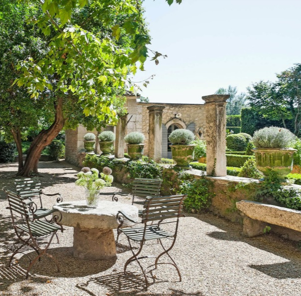 Hello Lovely French Château Mirielle in Provence! Old World style interiors and charming gardens in Provence. #provence #chateau #interiordesign #gardendesign #vacationvilla #luxuryvilla #luxurioushome #frenchcountry #countryfrench #frenchhome