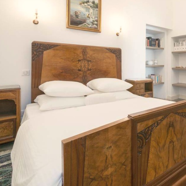 Classic French apartment with luxurious interiors has been fully renovated to high standards in Carcassonne, France and is available to rent - L'ancienne Tannerie.