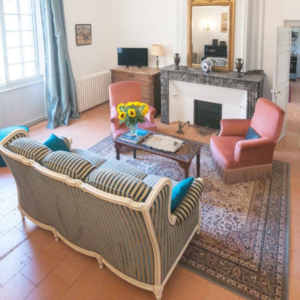 Classic French apartment with luxurious interiors has been fully renovated to high standards in Carcassonne, France and is available to rent - L'ancienne Tannerie.