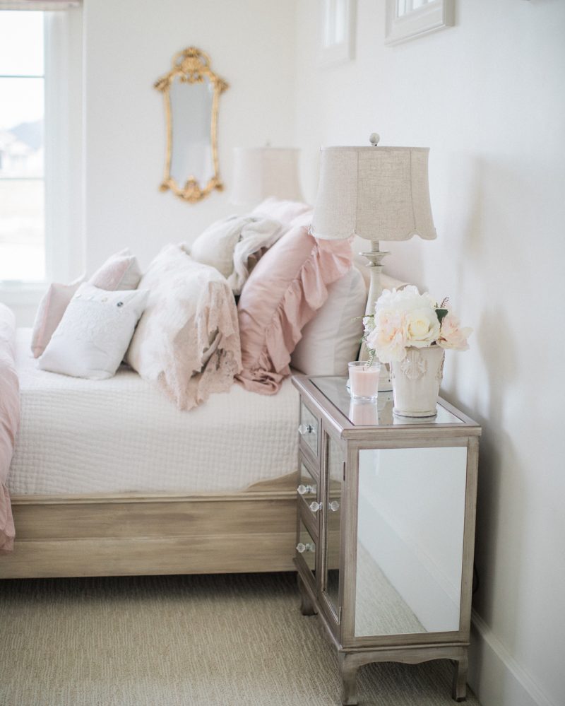Country French Bedroom Decorating: Get the Look With a Gentle Palette ...