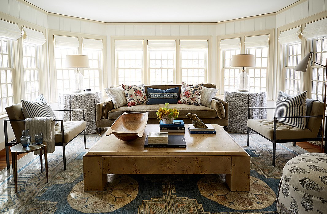 One Kings Lane Connecticut Farmhouse Showroom with modern farmhouse interior design. #traditionalstyle #farmhouse #onekingslane