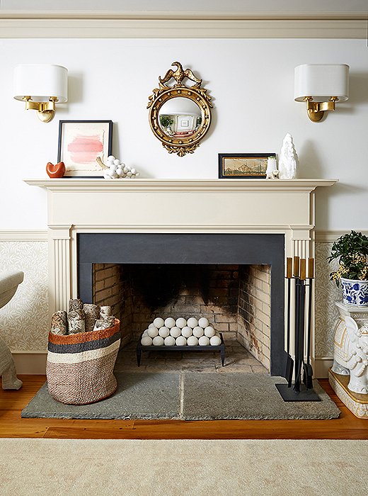 Fireplace at One Kings Lane Connecticut Farmhouse Showroom with modern farmhouse interior design. #traditionalstyle #farmhouse #onekingslane