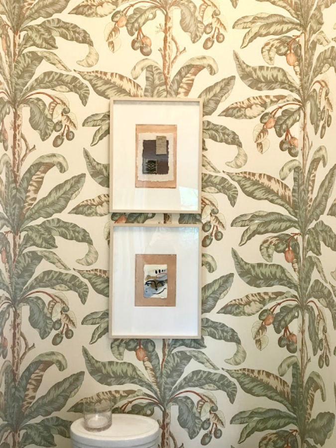 Powder room by Helen Davis Hanavich. 2018 Southeastern Designer Showhouse in Atlanta. Photo: Sherry Hart.