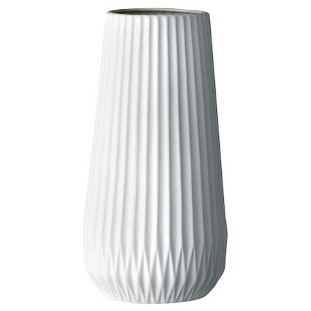 White ceramic fluted vase. #vases #homedecor #farmhousestyle