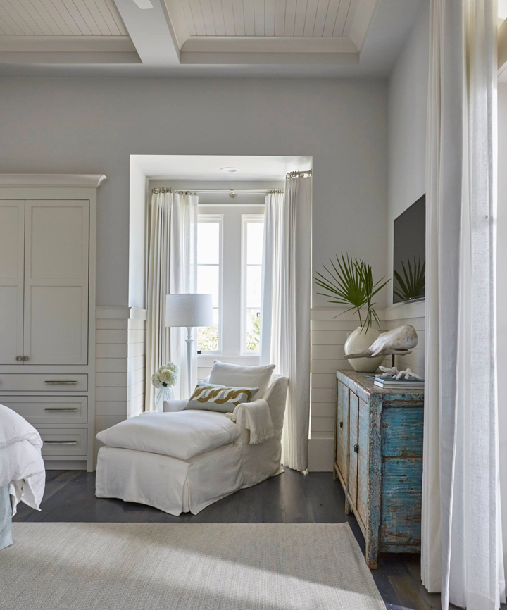 Luxurious classic coastal style bedroom design in a magnificent bespoke traditional home from architectural design firm Geoff Chick & Associates. #coastalstyle #coastaldecor #bedroomdesign #interiordesign