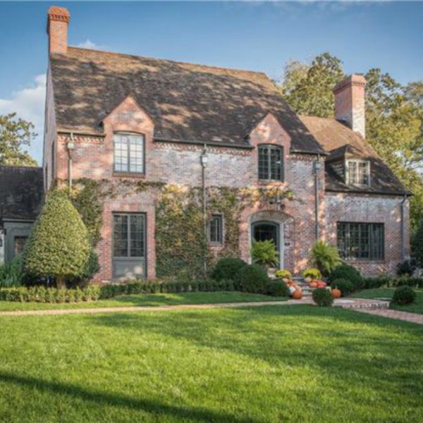Elegant historic home with Old World style and beautifully classic European inspired interiors in Marietta Georgia was built for the Kennedy-DuPre family. See more in Historic English Tudor House Tour on Hello Lovely Studio.