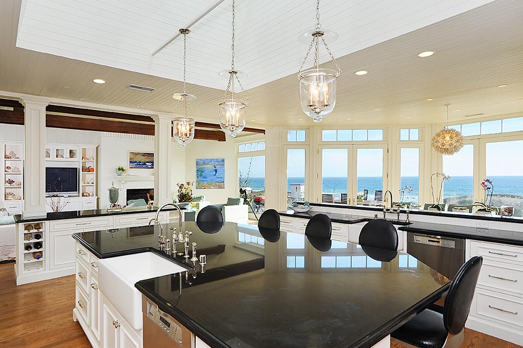 Kitchen in Madeline's beach house in Big Little Lies is a vacation rental in Malibu...come see the oceanfront house tour with Big Little Lies: Madeleine's Beach House Photos! #reesewitherspoon #biglittlelies