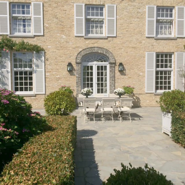 Photo gallery of Greet Lefèvre's Belgian home with interior design inspiration (photos by Claude Smekens and Belgian Pearls). Fall in love with enchanting gardens and traditional Belgian architecture and sophistication. #belgianinteriors #europeancountry #rusticelegance