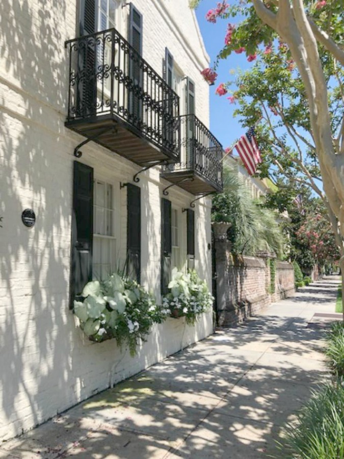 Charleston's charming historic district is graced with architecturally magnificent homes, secret gardens, lush window boxes, and colorful design inspiration. Come enjoy this photo gallery with Historic Charleston Mansion Exteriors on Hello Lovely Studio.