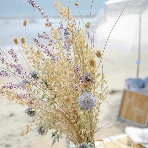 Ethereal beachy floral inspiration with lavender blue and natural hues - The Flower Theory in Danville, CA. #floralinspiration
