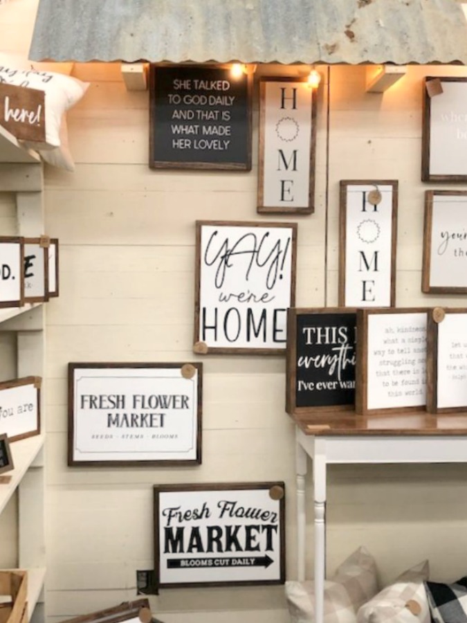 Rustic farmhouse decor, vintage flea market treasures, and LOVELY Fall and Autumn inspiration are flowing as I take you shopping with me for country goodness in the Northern Illinois and Southern Wisconsin. Hello Lovely Studio. #farmhousestyle #rusticdecor #countryhomes #fleamarket