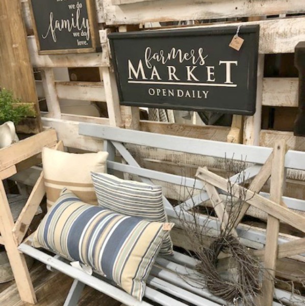 Rustic farmhouse decor, vintage flea market treasures, and LOVELY Fall and Autumn inspiration are flowing as I take you shopping with me for country goodness in the Northern Illinois and Southern Wisconsin. Hello Lovely Studio. #farmhousestyle #rusticdecor #countryhomes #fleamarket