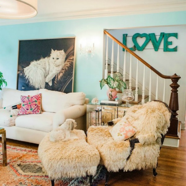 Be inspired by this photo gallery of vibrant colorful beachy boho interior design from artist Jenny Sweeney's Chicagoland home. Her art has been lifting spirits and opening hearts to wonder - see how it lives large in a charming suburban Tudor!
