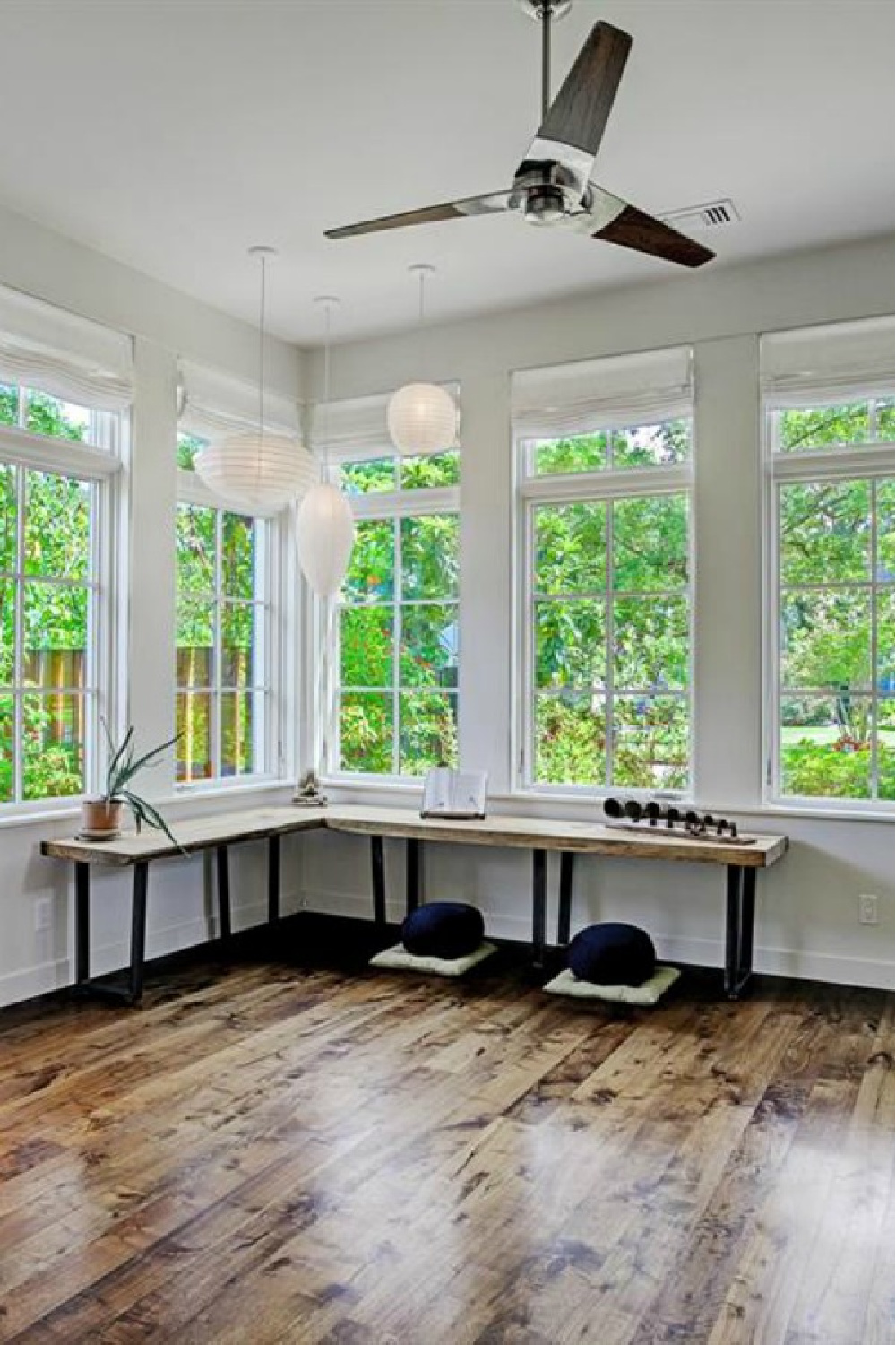 Minimal and modern Belgian design in an exquisite Houston home by Southampton Homes. #belgianstyle #modernbelgian #interiordesign