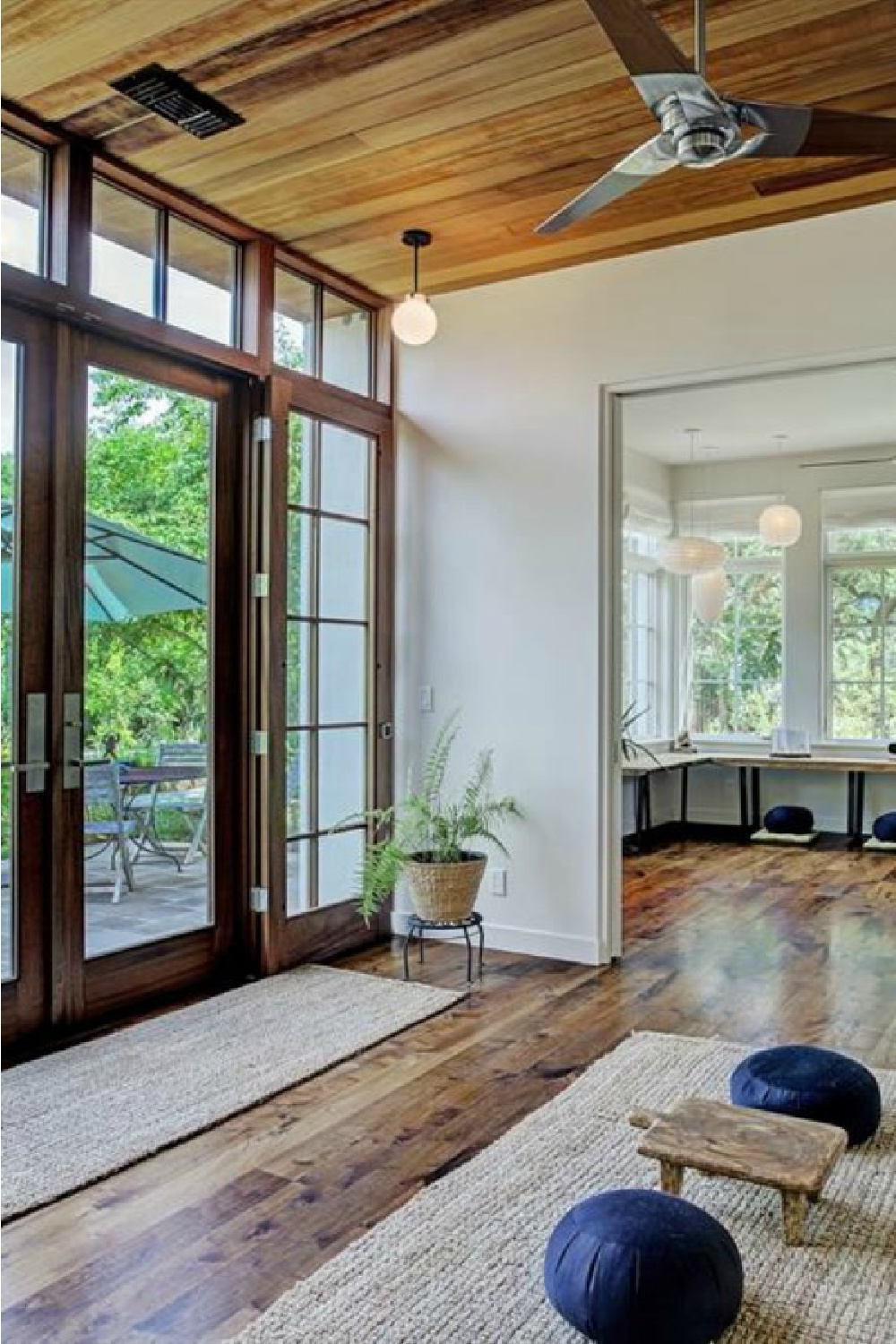 Minimal and modern Belgian design in an exquisite Houston home by Southampton Homes. #belgianstyle #modernbelgian #interiordesign