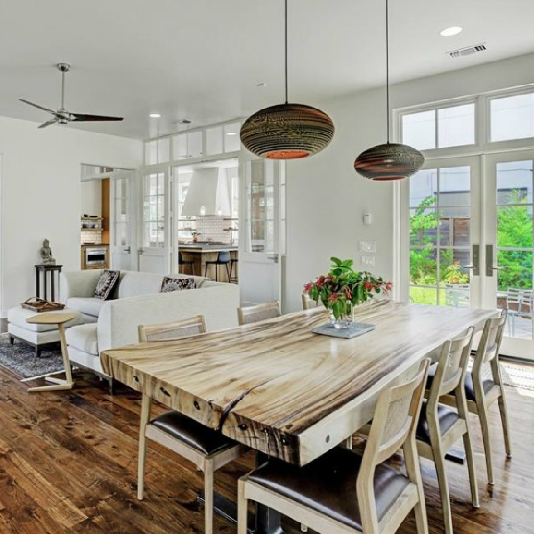 Airy bright minimal design in a kitchen a zen home by architect Kelly Cusimano and crafted by Marcellus Barone of Southampton Homes. #belgianstyle #interiordesign #oldworld #minimal