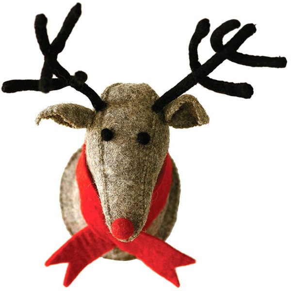 Grey wool reindeer head wall decor is a sweet adorable holiday find for your home. #reindeer #christmasdecor #whimsicaldecor