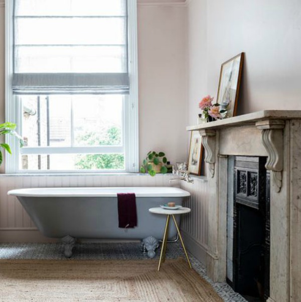 Clawfoot tub in a Victorian era bathroom - Imperfect Interiors in the UK. #blue #clawfoottub #Victorian #bathroomdesign